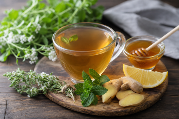 Remedii naturale pentru tuse productivă: ce poate ajuta la eliminarea secrețiilor