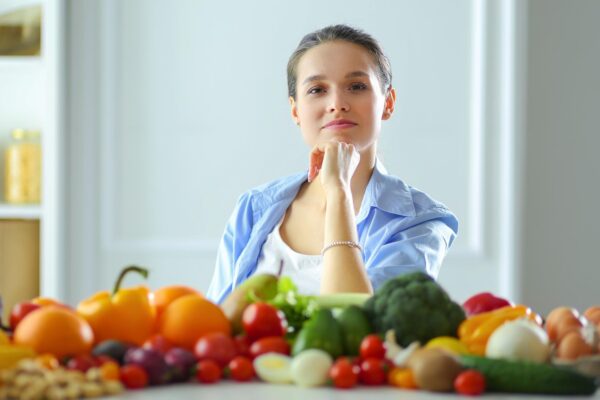 Dieta pentru tiroidă: ce poate susține alimentația și ce mituri trebuie evitate