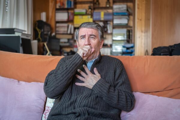 Tuse seacă sau productivă: ce diferențe există și când mergi la medic